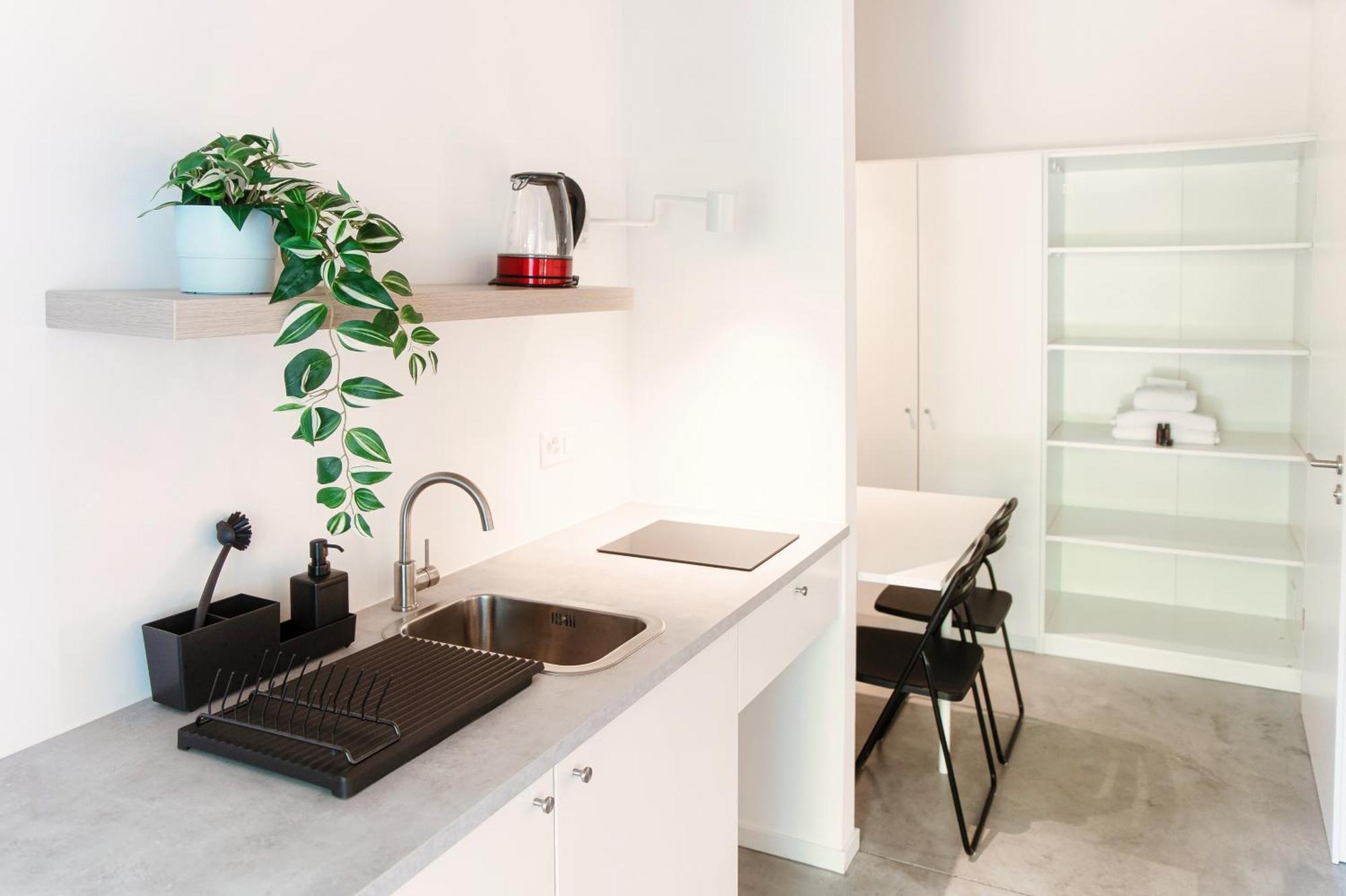 Le Betulle Studios By Quokka 360 - Studio Apartments By The Origlio Lake Exterior photo