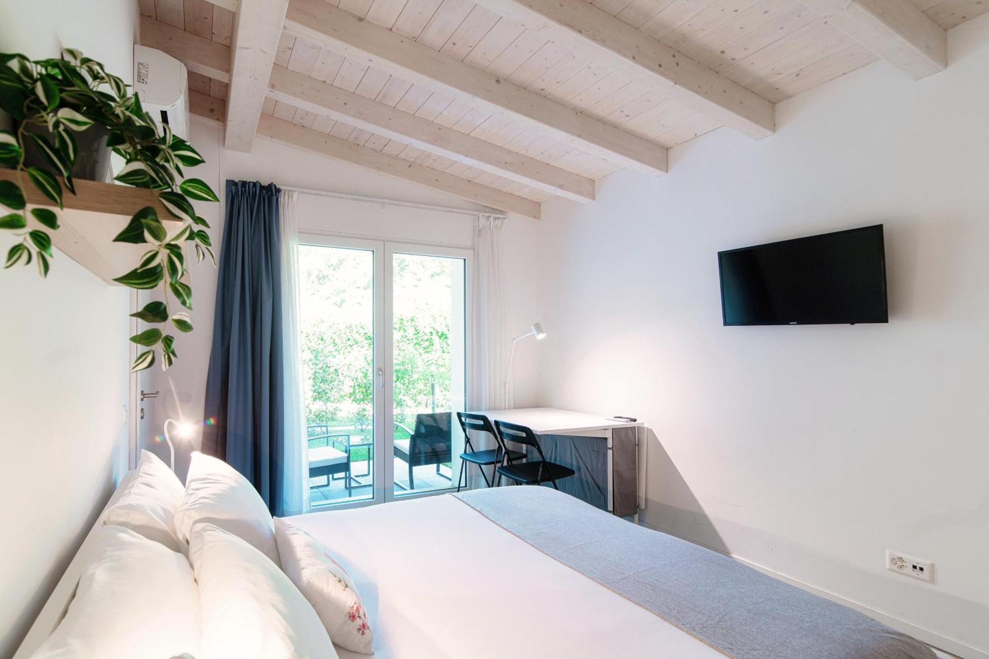Le Betulle Studios By Quokka 360 - Studio Apartments By The Origlio Lake Exterior photo